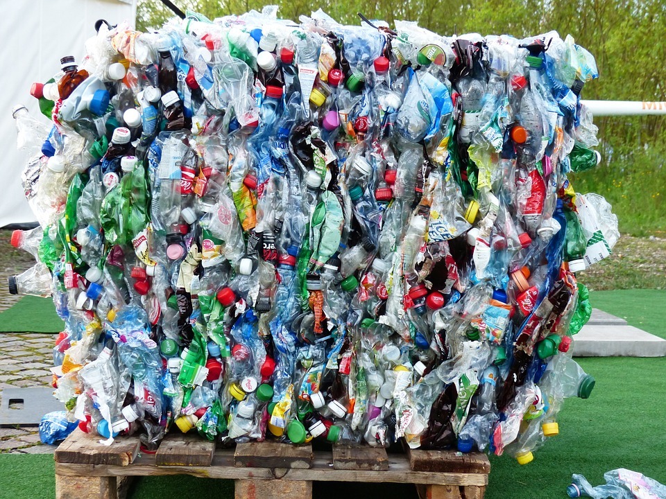Odpady, plastik, fot. Pixabay