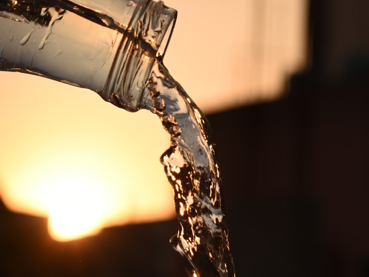 Odpowiedzialne korzystanie z wody w biznesie – naukowcy chcą opracować rozwiązania