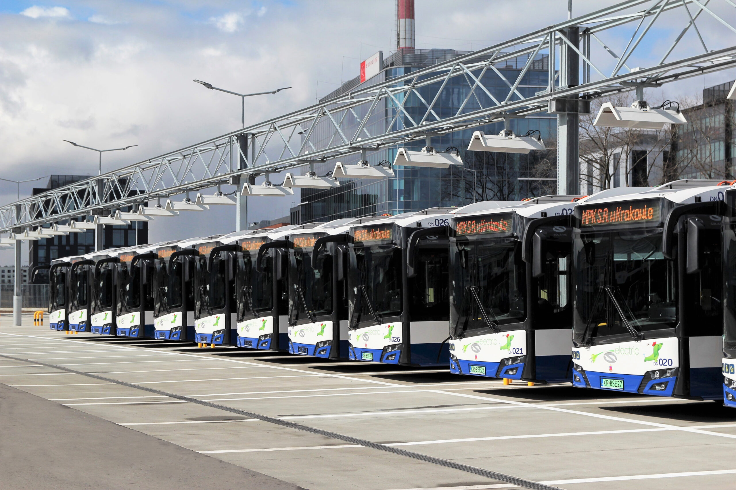 37 autobusów z napędem mild hybrid dla MPK Kraków