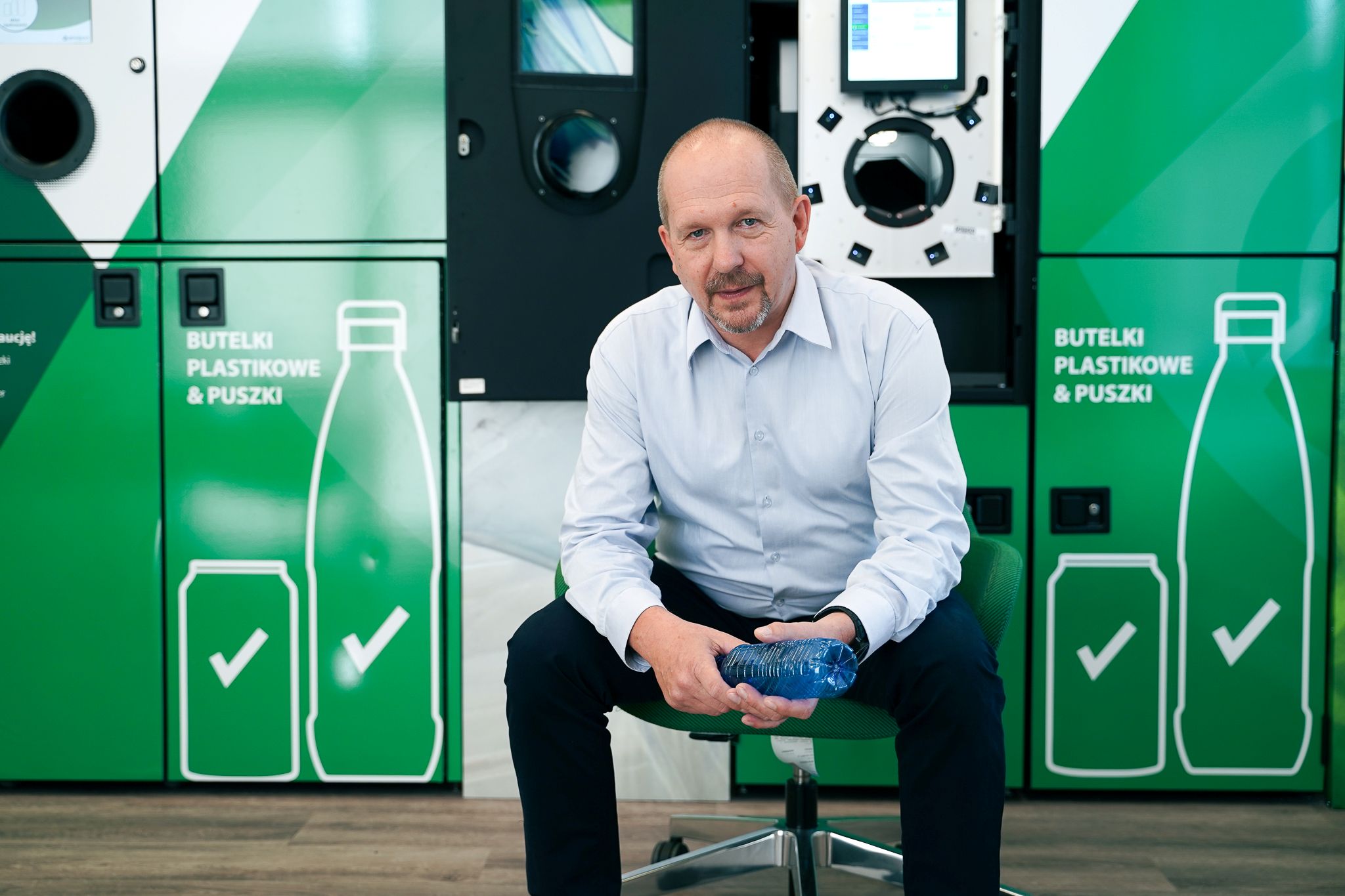 Jak inne kraje wdrażały system kaucyjny? Lekcje z Rumunii, Węgier i Irlandii