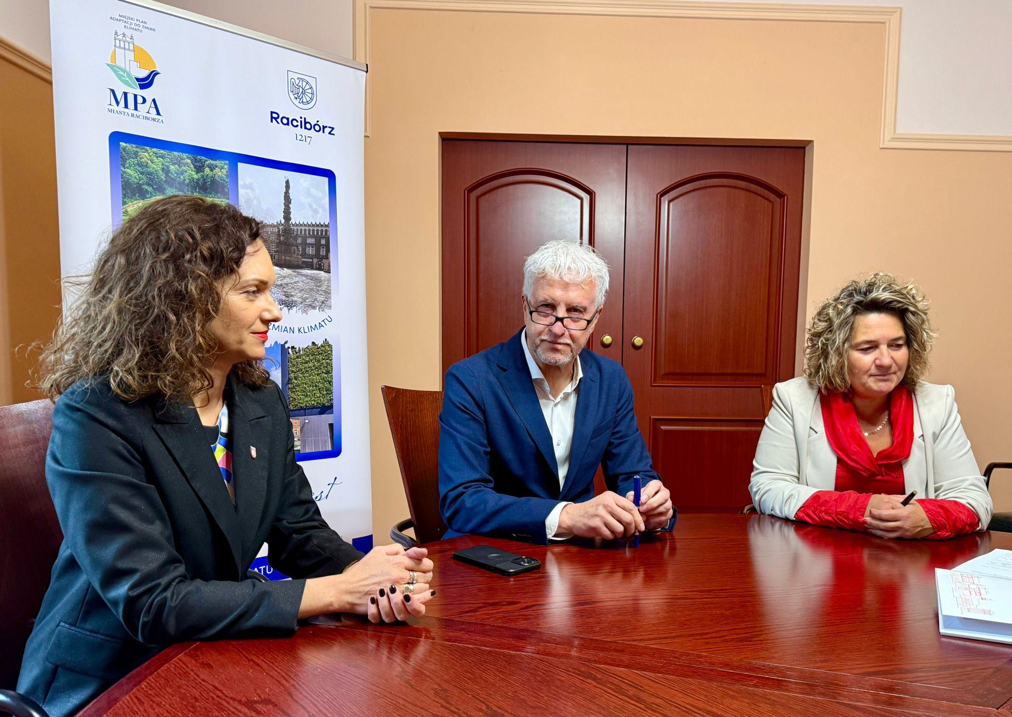 Racibórz opracuje plan adaptacji do zmian klimatu z ekspertami IETU